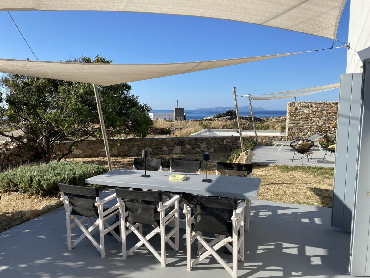 The Hedonist Square cycladic house with sea view - Housity
