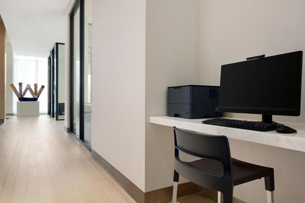 The Viv Hotel, Anaheim, a Tribute Portfolio Hotel - Housity