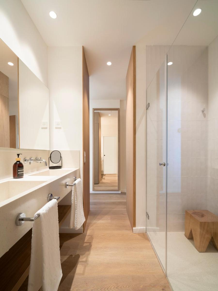 Un baño de Es Figueral Nou Hotel Rural & Spa - Adults Only - Over 12