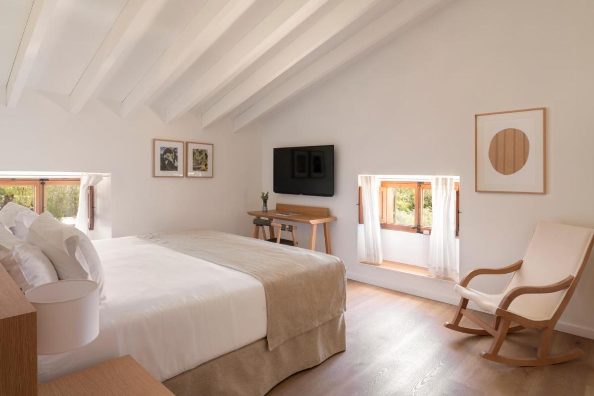 Cama o camas de una habitación en Es Figueral Nou Hotel Rural & Spa - Adults Only - Over 12
