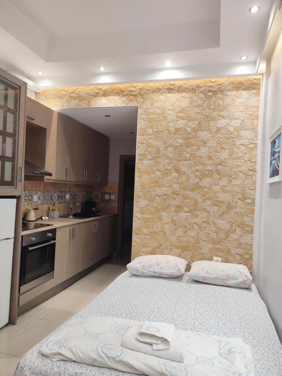 Stylish mini-suite for 4 people in central Rhodes! - Housity