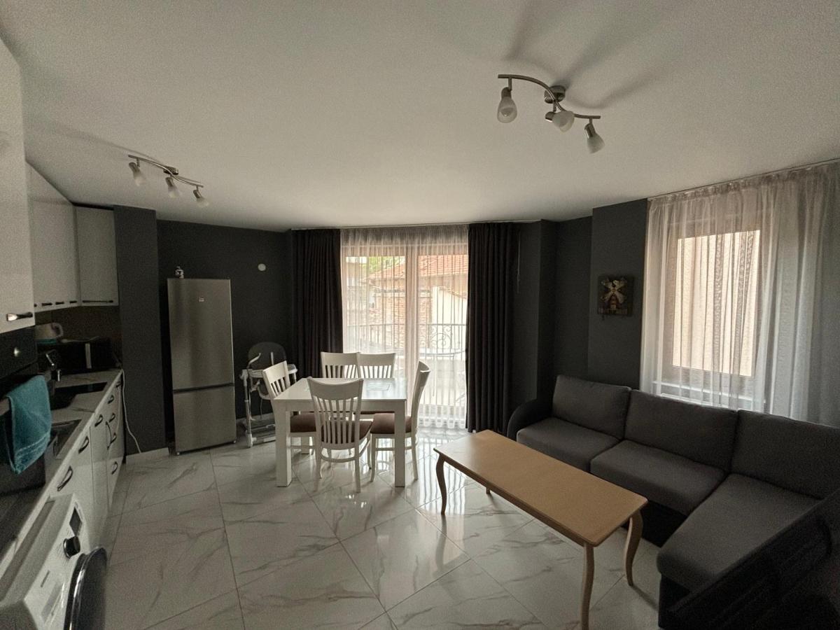 MarkApart 2 - Apartment in Downtown Ruse - Housity