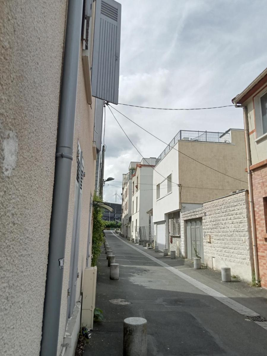 WIFI - PARKING - SUPERBE T3 SPACIEUX ET MODERNE!!!! - Housity