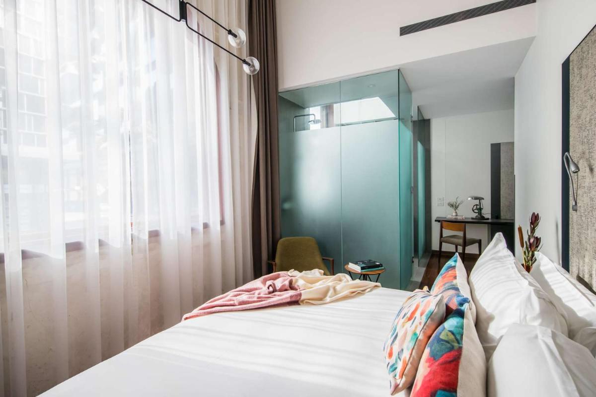 The Old Clare Hotel, Independent Collection by EVT - Housity