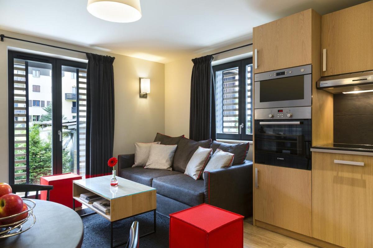 Cuisine ou kitchenette dans l'établissement Appartements de l'Héliopic