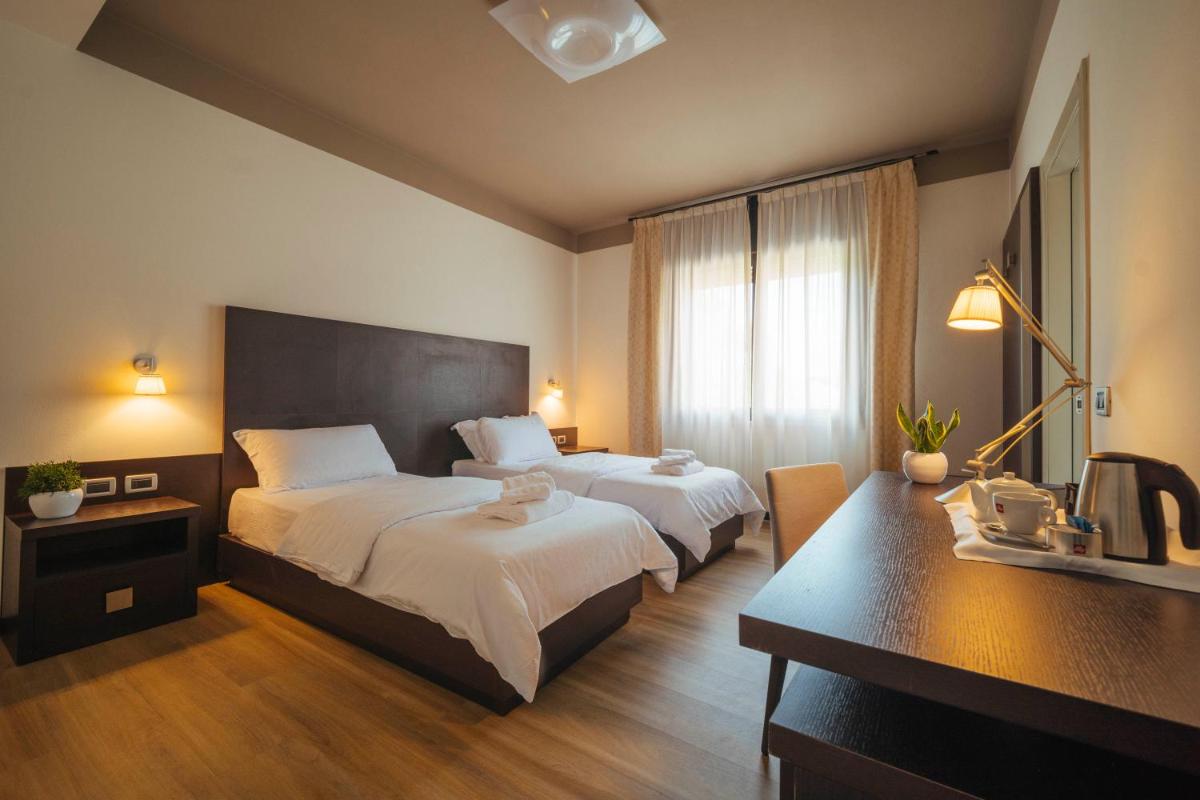 Hotel Palazzo Paradiso - Housity