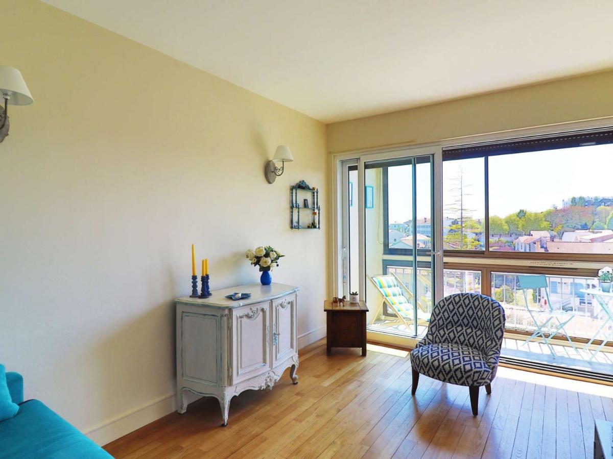 Appartement pour 2 pers. près du marché, parking privé, ascenseur, terrasse - Royan - FR-1-494-194 - Housity