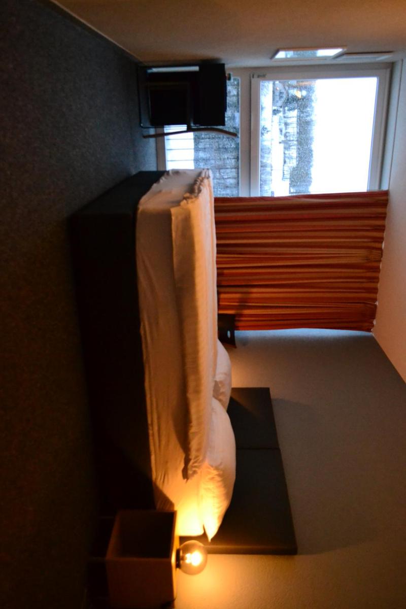 Hotel Les Rives Du Doubs - Housity