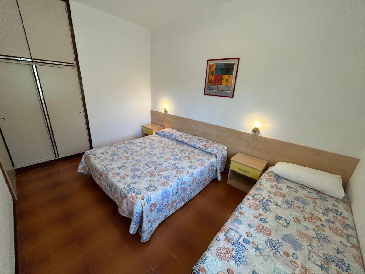 Azzurro Via Livenza 1 - Housity