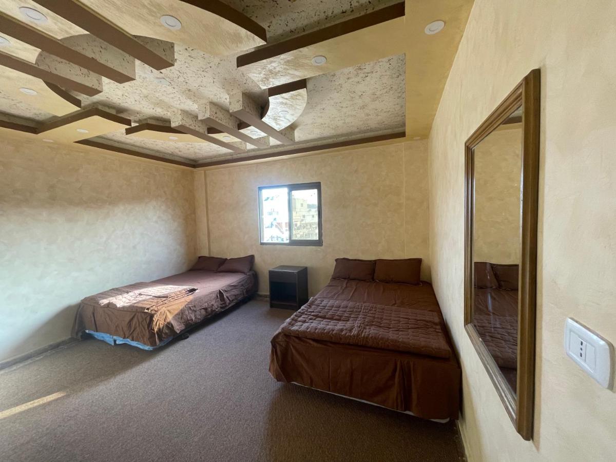Bedouin Experient House - Housity
