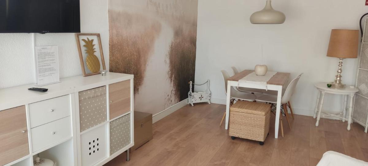 ENCANTADOR apartamento frente a la playa de Bara - Housity