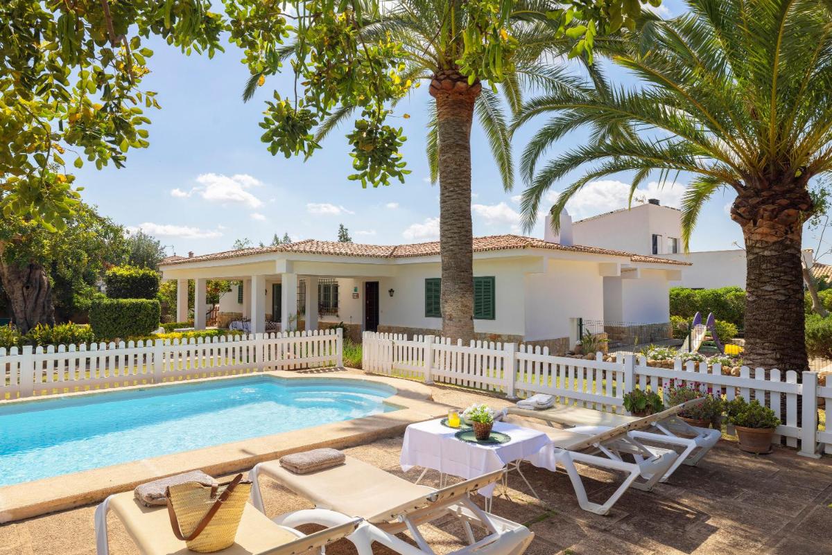 Ideal house for two families with pool and barbecue - Housity