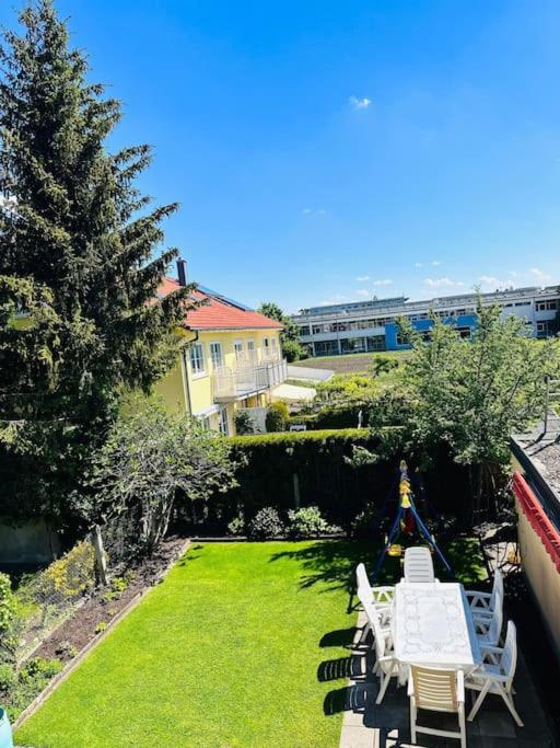 FeWo für 6 Personen WLAN Balkon Parken Stilvoll - Housity