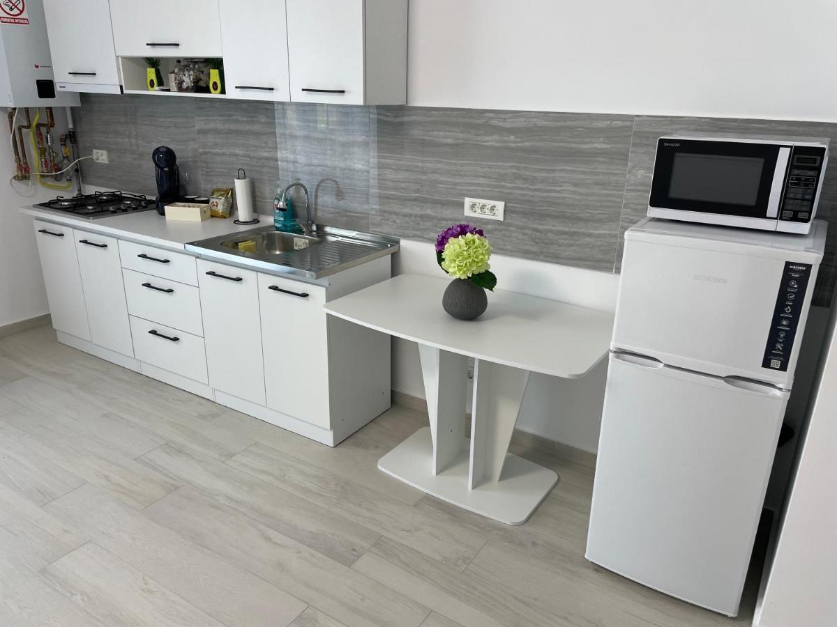 Apartament R - Housity