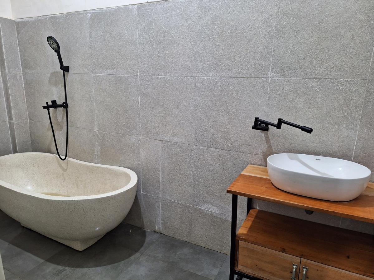 Zona Guest House - Housity