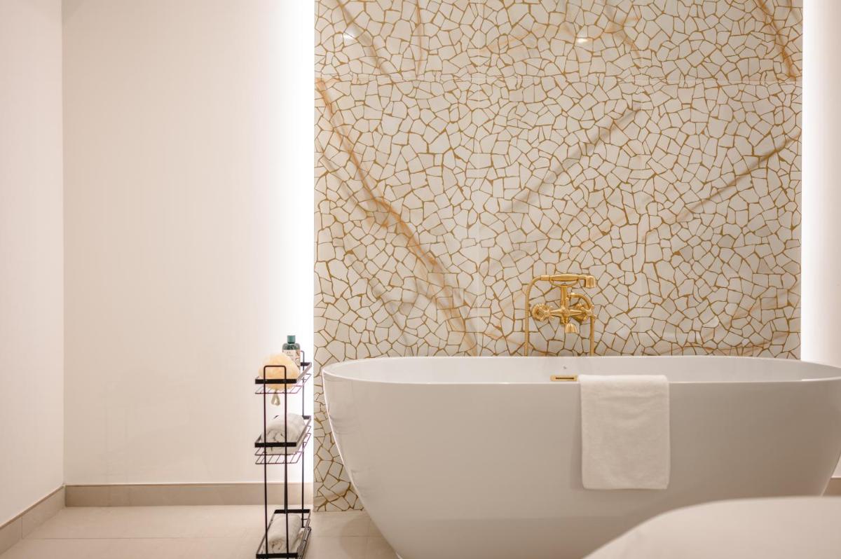 Capital Hideaway - Housity