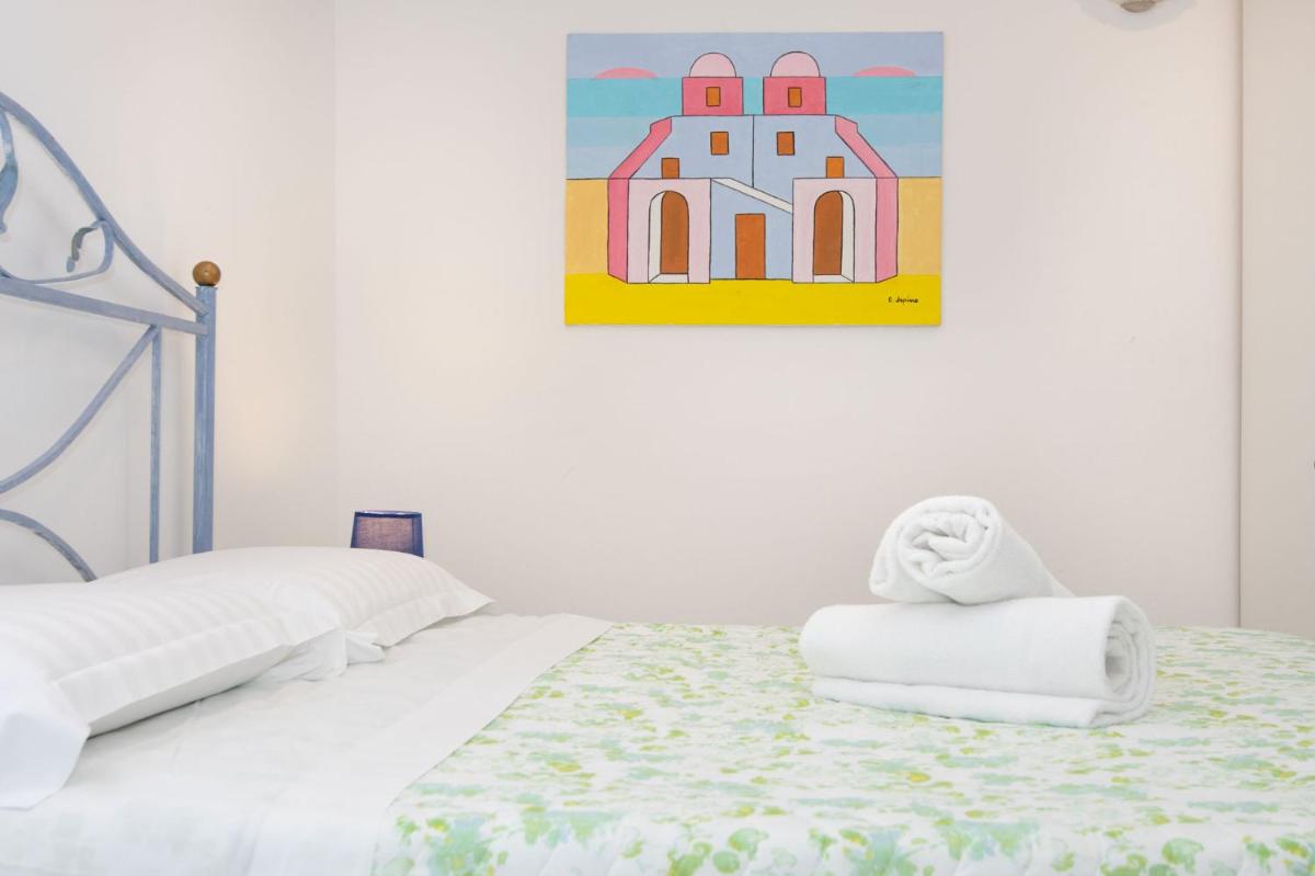 MONOLOCALE NEL CUORE DI FORIO - Housity