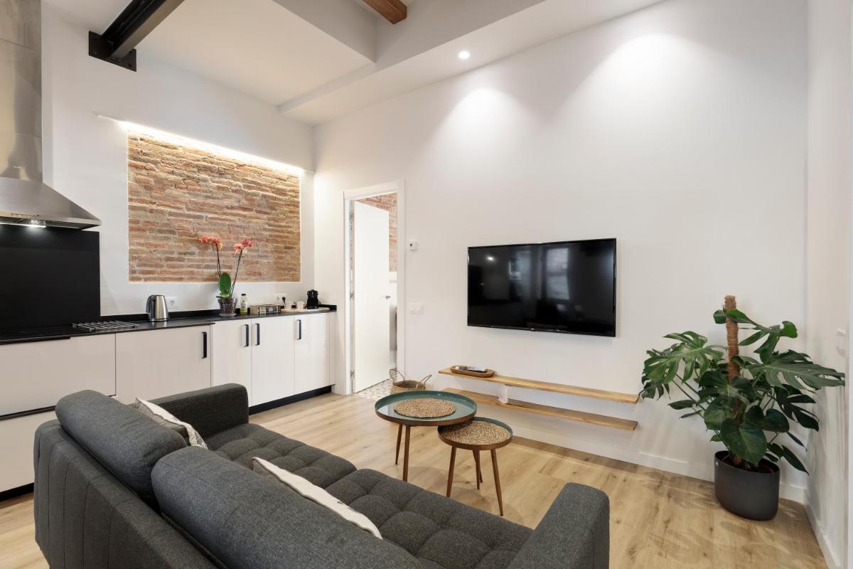 Poble Sec Charming Apartment - Housity