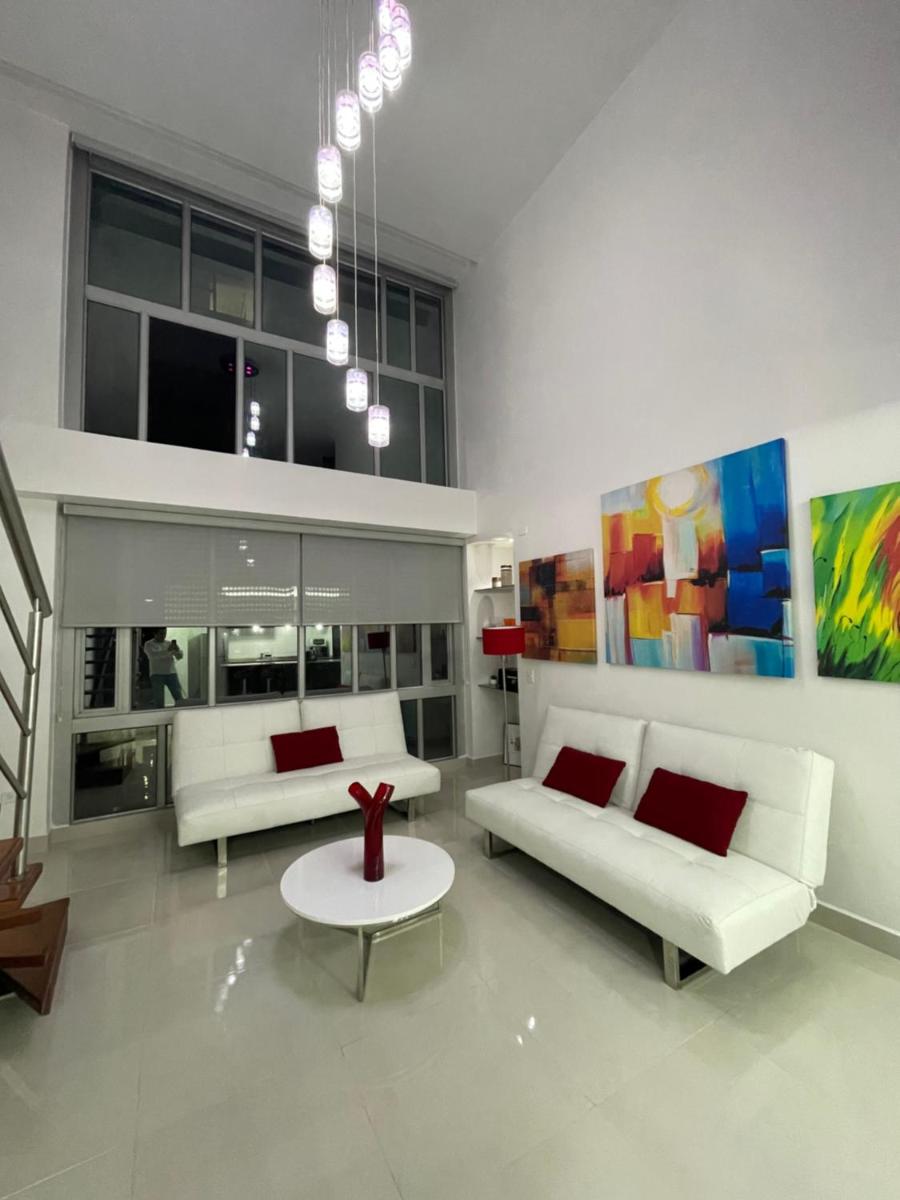 ItsaHome Apartments - Torre Aqua - Housity