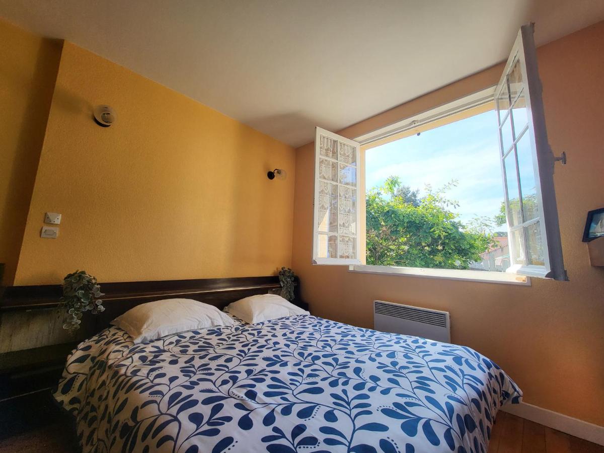 Maison Authentique: Plage, Commerces et Jardin Clôturé - FR-1-364-33 - Housity
