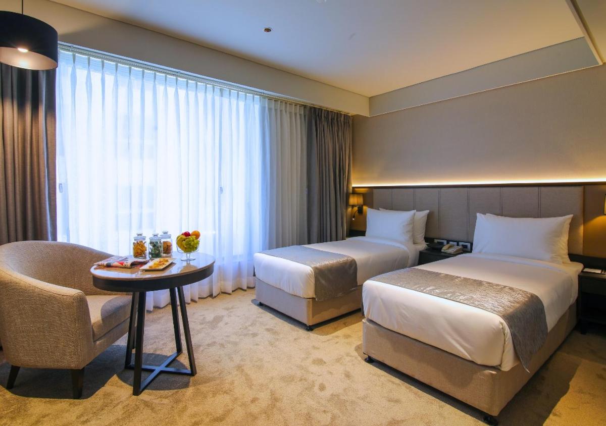 Essentia Premier Hotel Pune Wakad - Hizvo