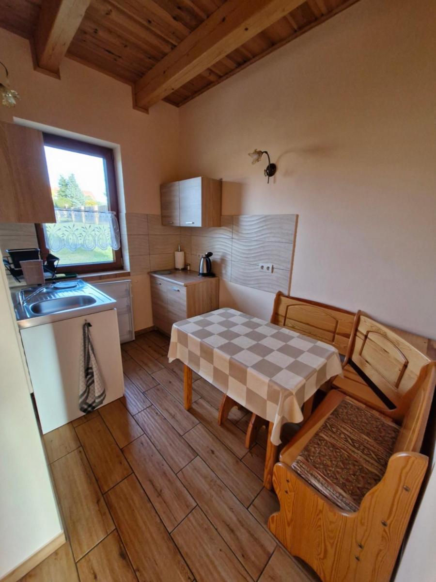 Żwirowa Góra - Domki nad Narwią - Housity