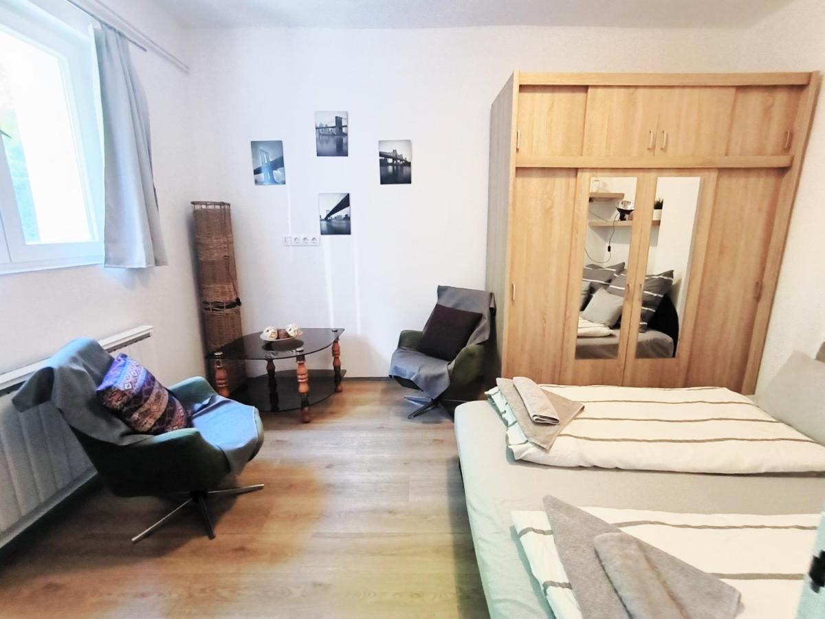 Caesar Residence - Housity