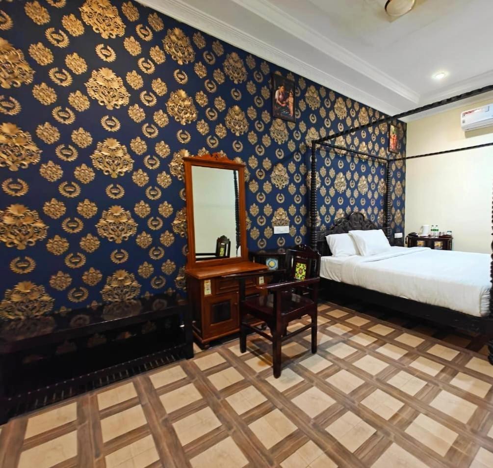 Chola Heritage Resort - Housity
