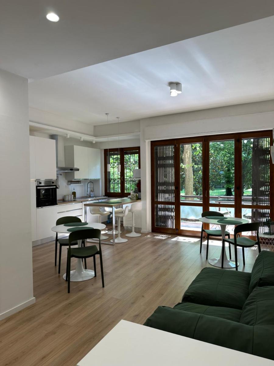 IL BALCONE NEL PARCO - stanze con bagno privato - Housity