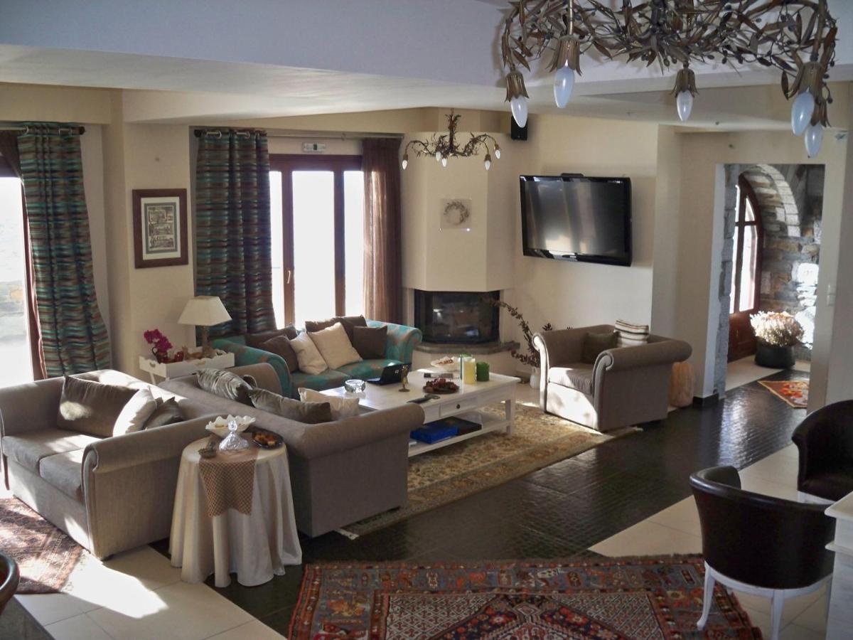 Suitetrails - Porto Mani Suites