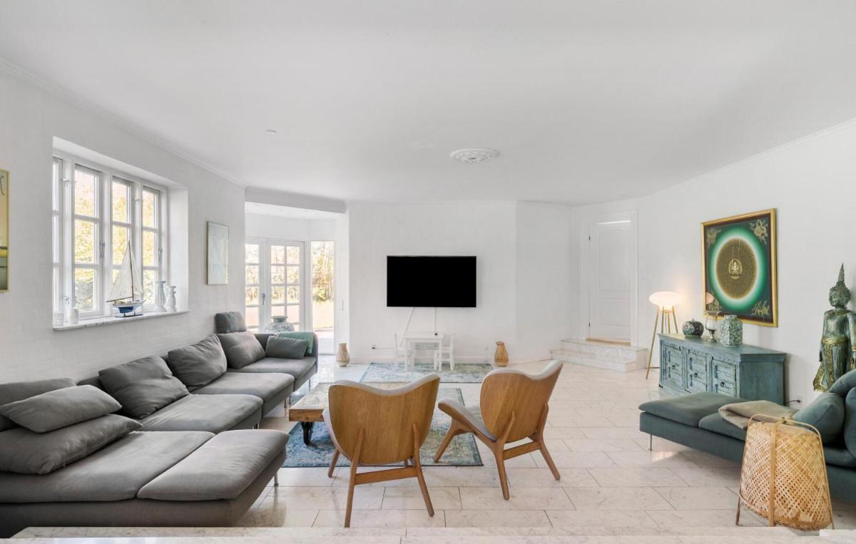 Cozy Home In Gilleleje - Housity