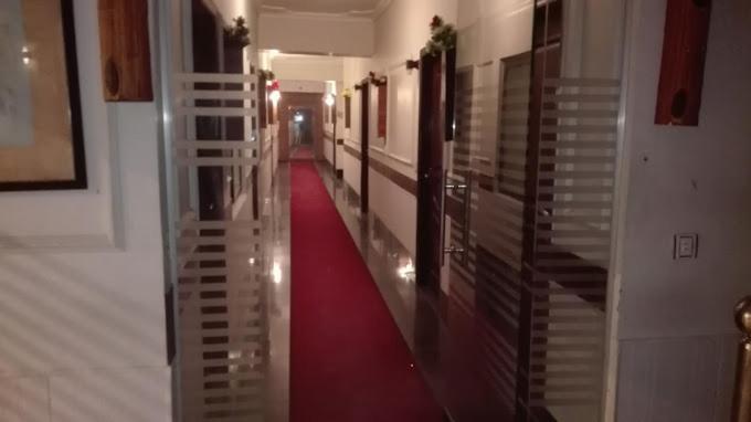 Beverly Inn Hotel - Housity