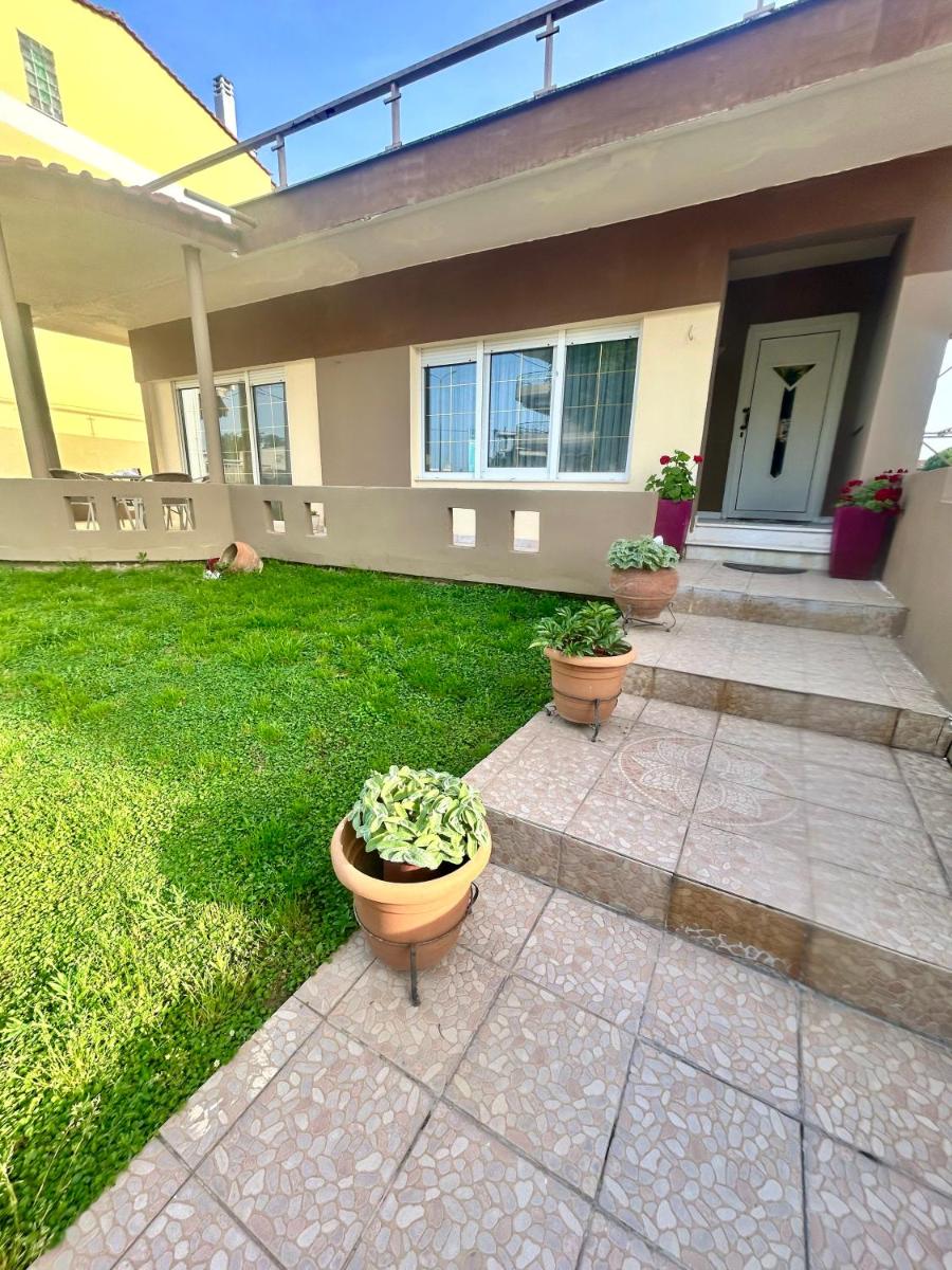 Despina's House - Housity