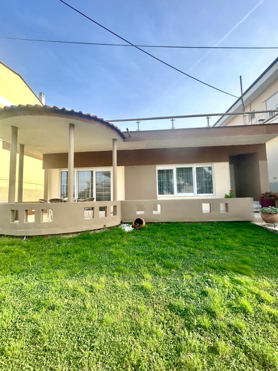 Despina's House - Housity