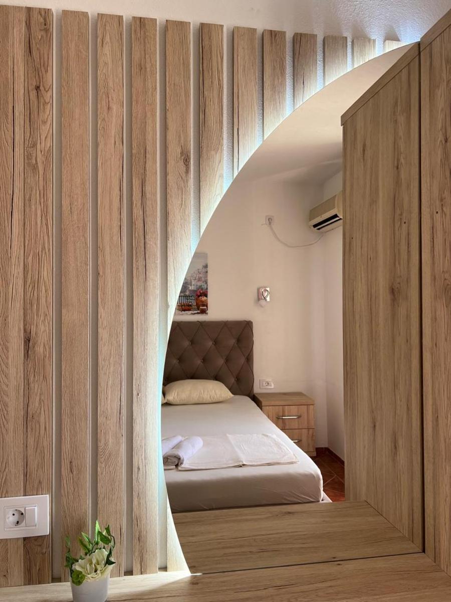 Kontiki Apartments - Housity