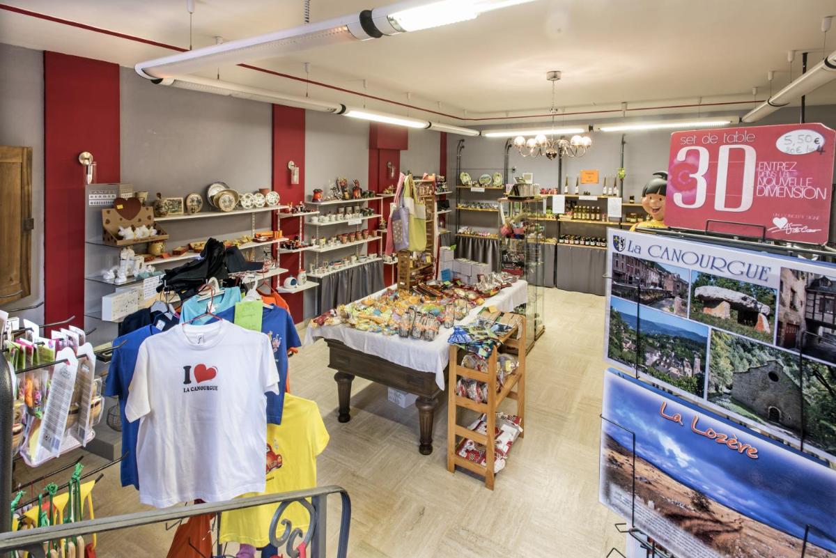 Logis Hotel Restaurant Du Commerce - Housity