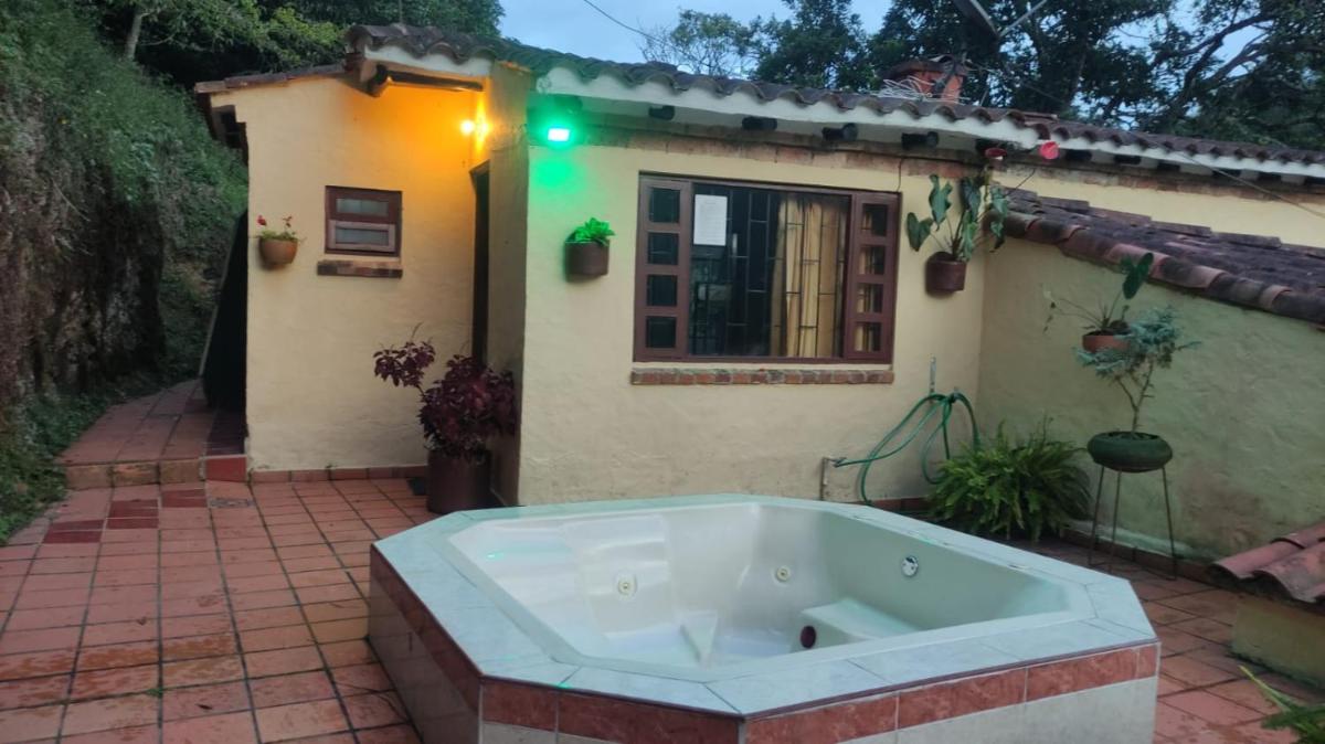 GLAMPING Y CABAÑAS Travel Experiences Agencia de Turísmo - Housity