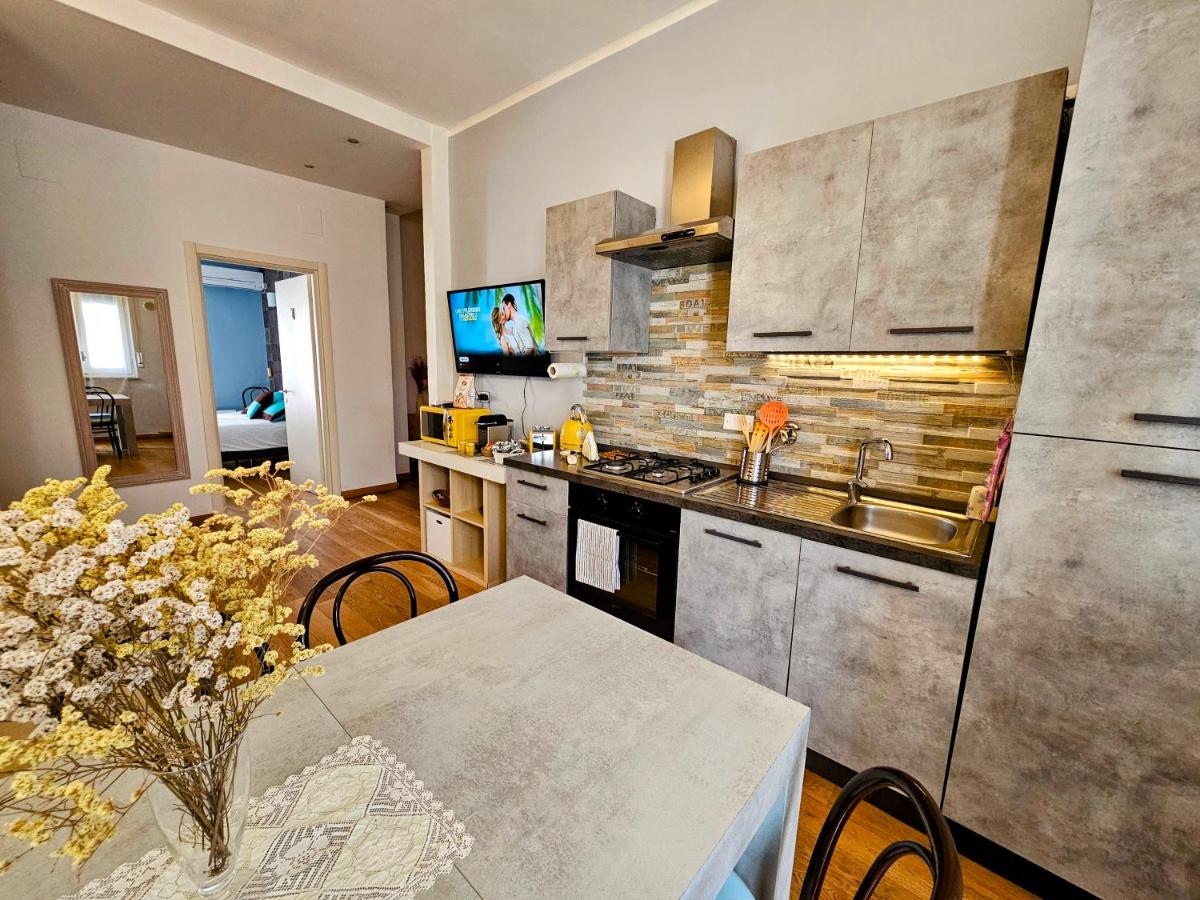 BariBello Apartment - 3 Bedrooms 3 Bathrooms - Bari Central Station - Housity