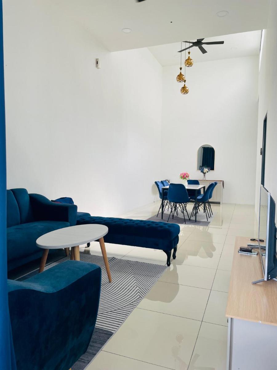 Lang Aman Homestay No 3, Gunung Lang Ipoh - Housity