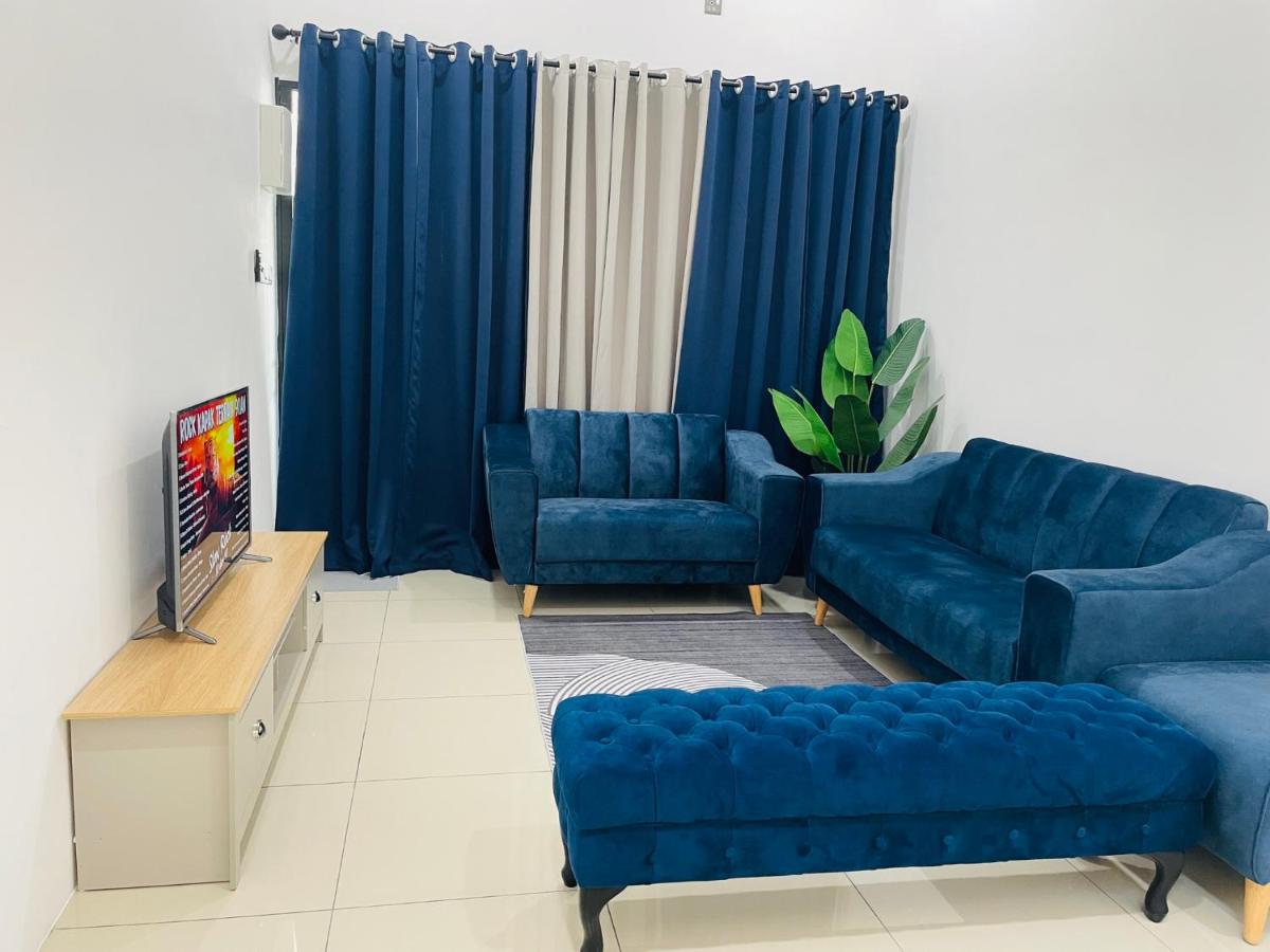 Lang Aman Homestay No 3, Gunung Lang Ipoh - Housity