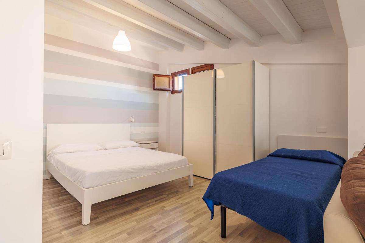 Marina di Petrolo Apartments - Housity