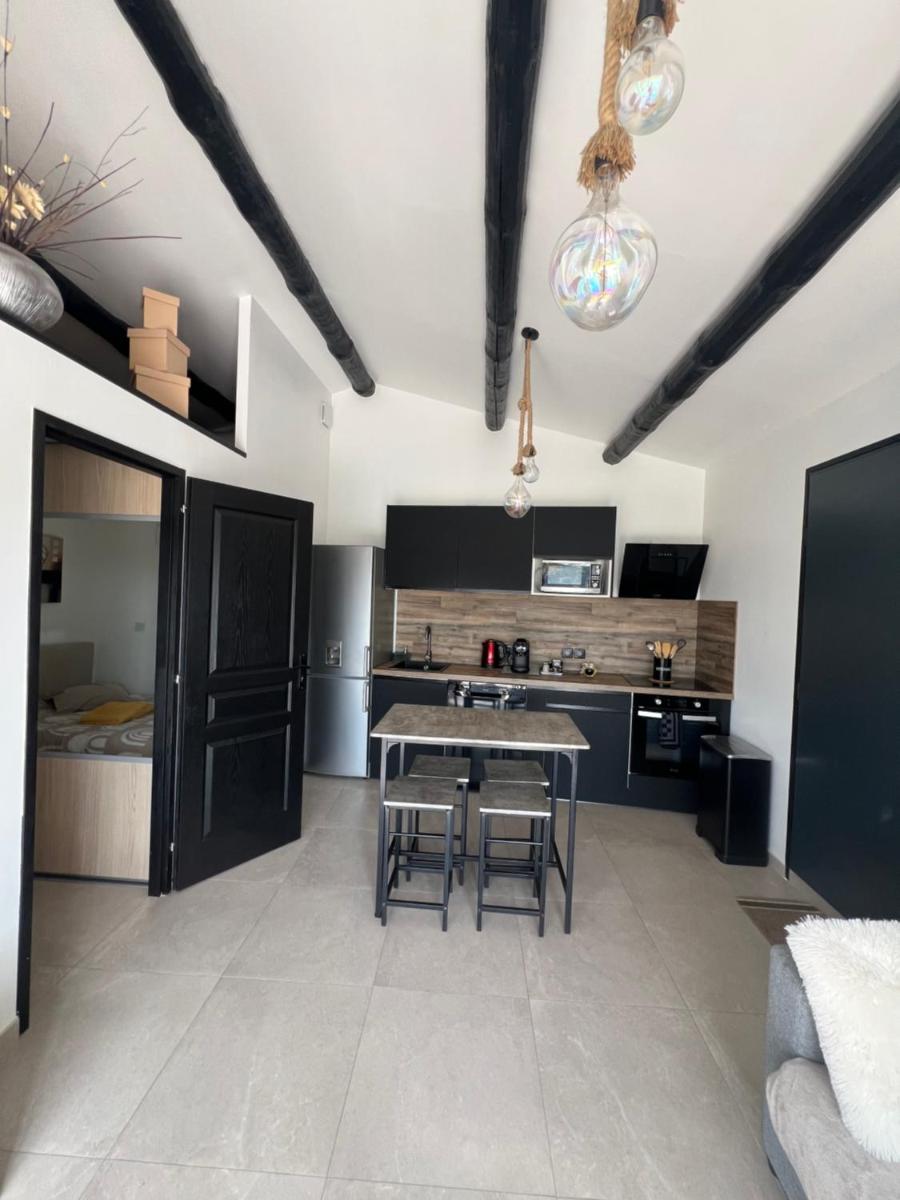 Mini Villa 30 m2 max 4 personnes - Housity