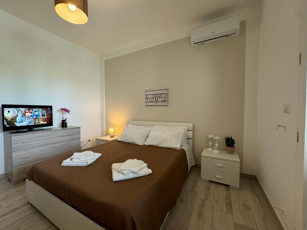 Villa Elemiri - Housity