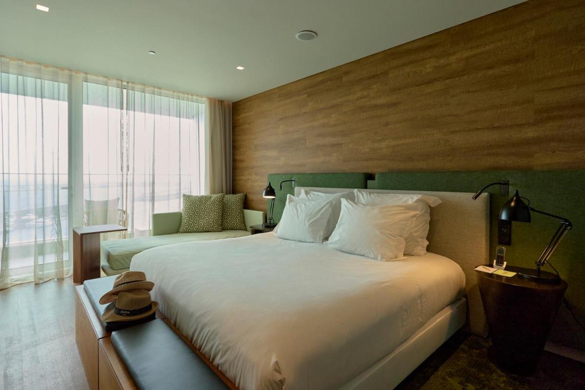 Uma cama ou camas num quarto em Octant Ponta Delgada