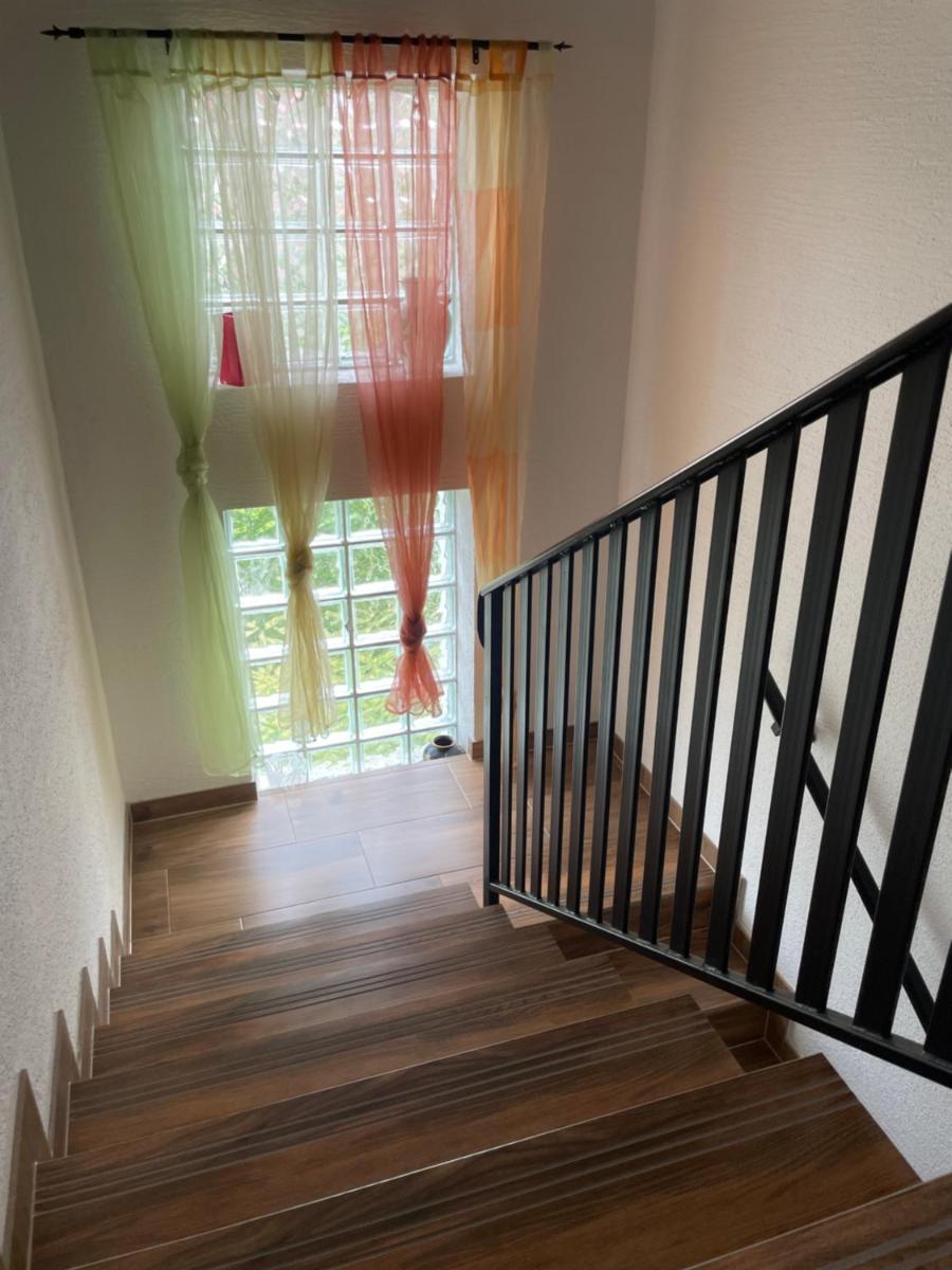 Sobe Lara - Housity
