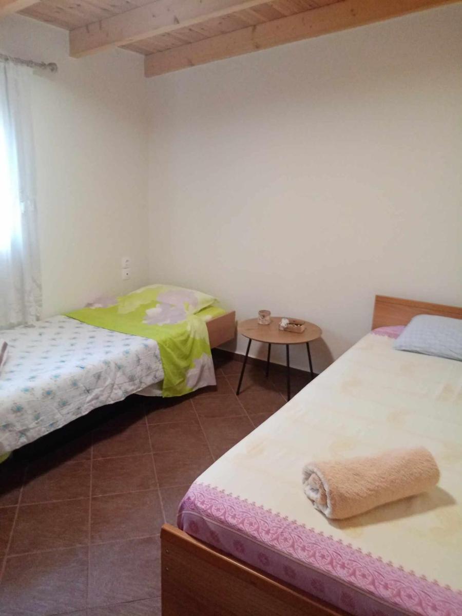 Chrysa's House Apartment - Housity