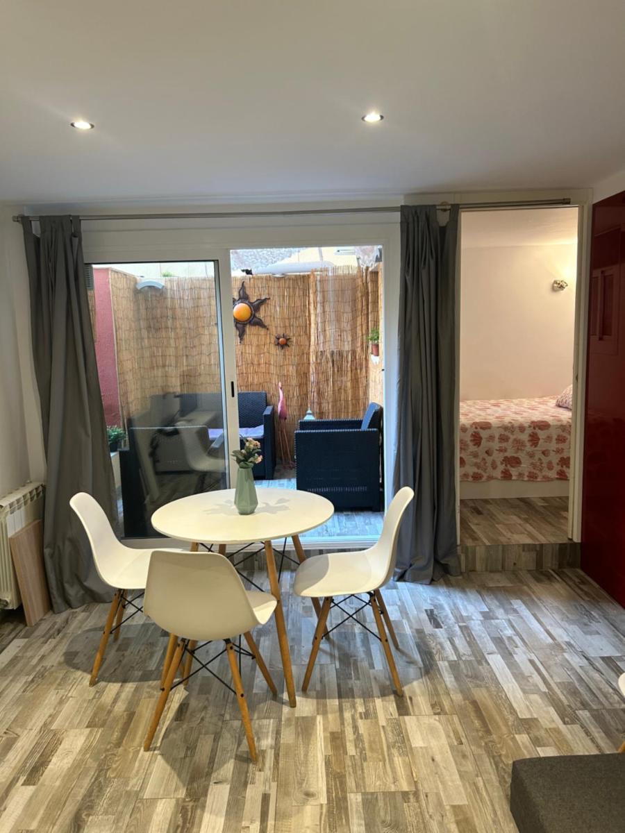 Piscina, terraza y tranquilidad en Sitges - Housity