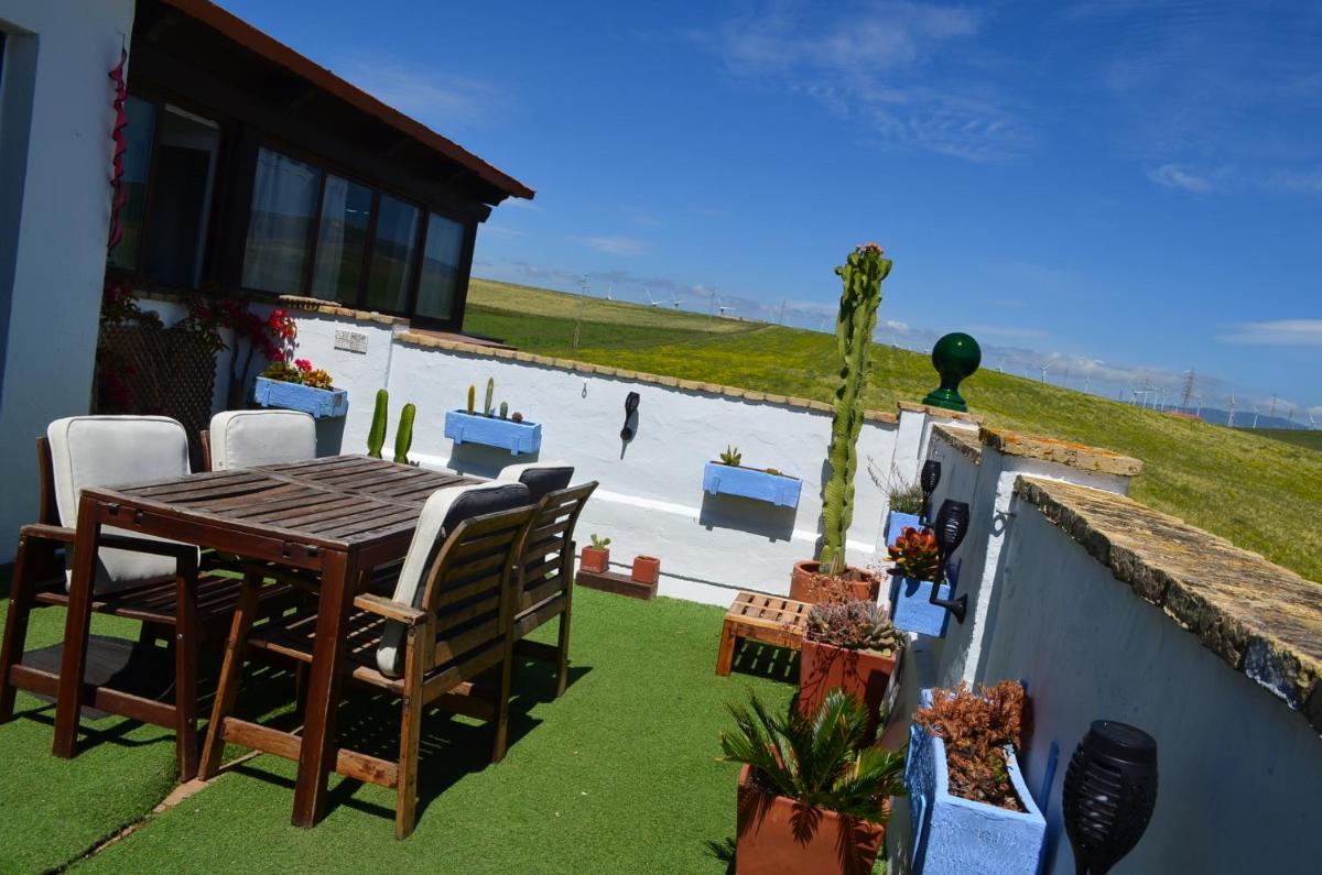 BONITO ÁTICO CON VISTAS y BARBACOA - Housity
