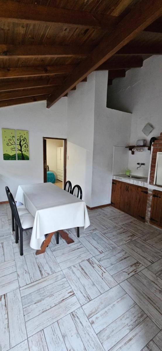 Casa Tinta Roja 2 de 1 dormitorio - Housity