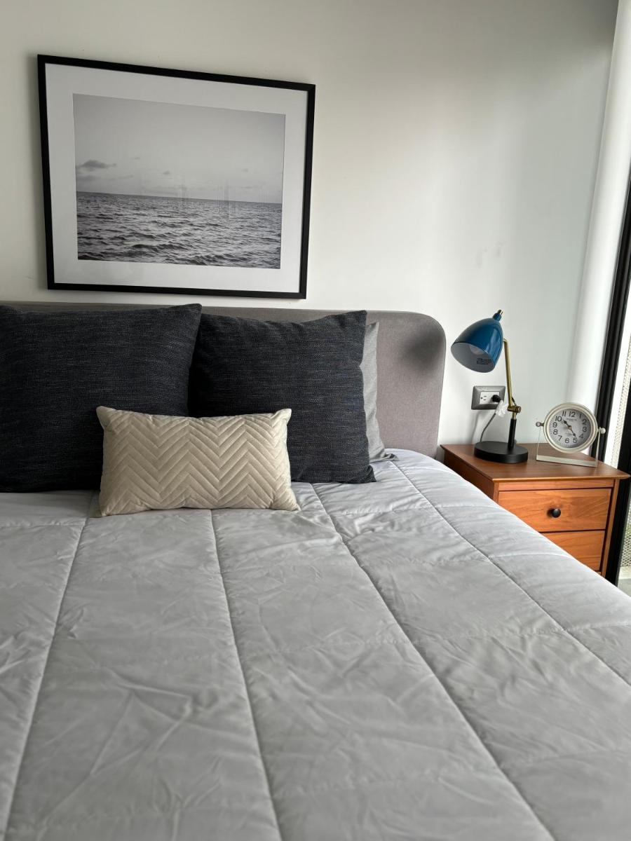 Apartamento moderno 1 habitación y 1 baño, área Cayalá Embajada USA CASH ONLY - Housity